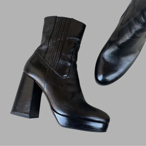 Sezane Black Ankle Boots with Chunky Heel - Picture 16 of 16